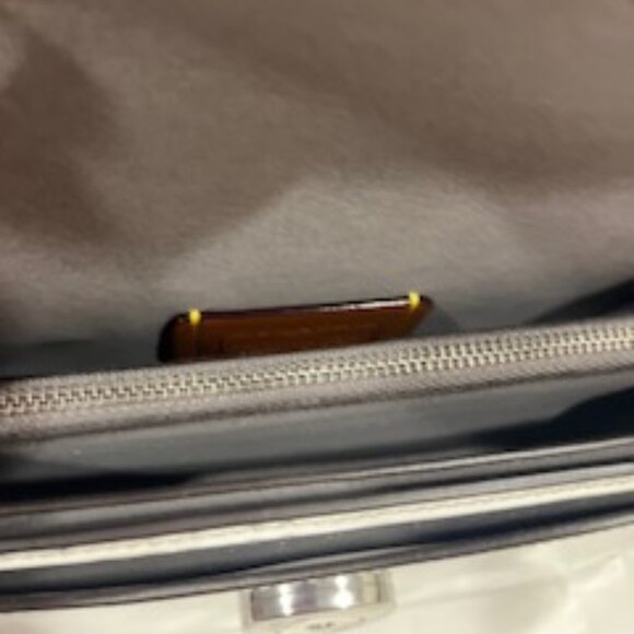 NWOT Authentic Coach Tabby Shoulder Bag 20 in Mirror Metallic Leather - Picture 7 of 11